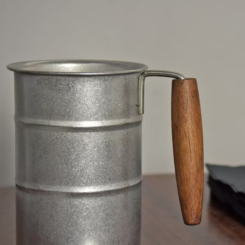 Stylish Stainless Steel Mug ☕️ – Durable, Eco-Friendly & Vintage Design 🪵